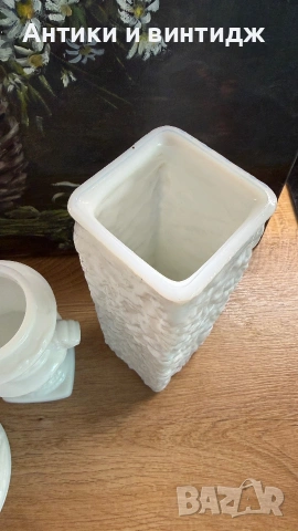 Млечно стъкло milk glass, снимка 5 - Други ценни предмети - 55085169