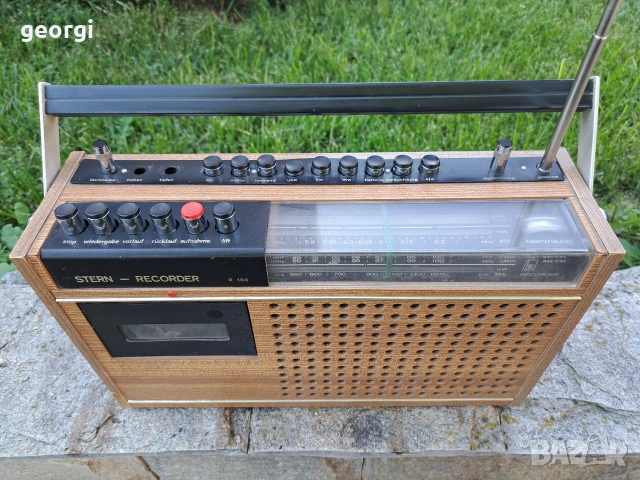ретро радио касетофон Stern R160, снимка 2 - Радиокасетофони, транзистори - 54837913