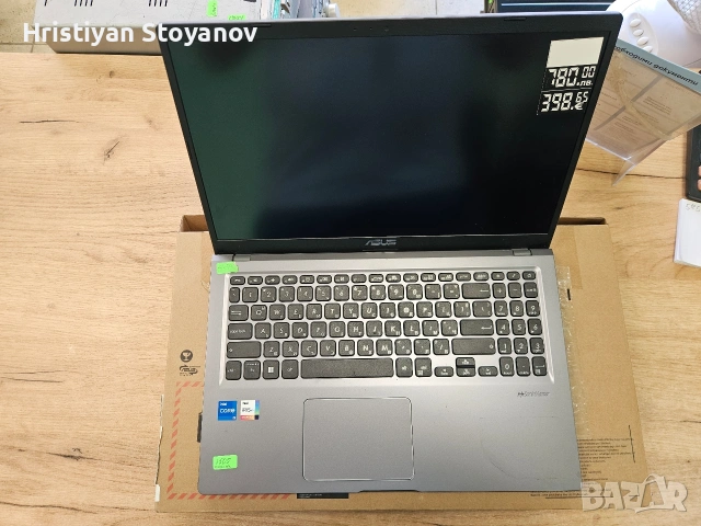Продава се ASUS X515E