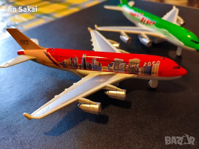 Модели на самолетчета Airbus A 380, снимка 5 - Влакчета, самолети, хеликоптери - 55316033
