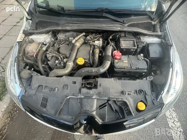 Renault Clio 4 - 1.5 dCi Start/Stop, снимка 8 - Автомобили и джипове - 55503965