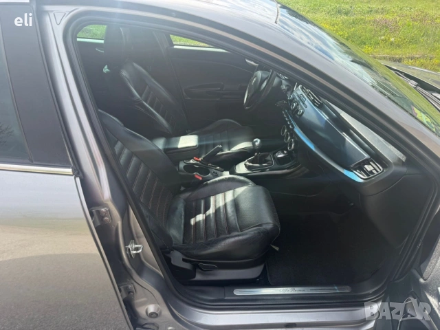 Алфа ромое Жулиета, снимка 10 - Автомобили и джипове - 54199728