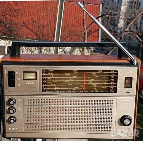 71📻✨ Върни си спомените с реставрираното SELENA B216 – 35 €, снимка 2 - Антикварни и старинни предмети - 54003267