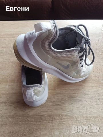 Дамски маратонки Nike, снимка 4 - Маратонки - 54484330