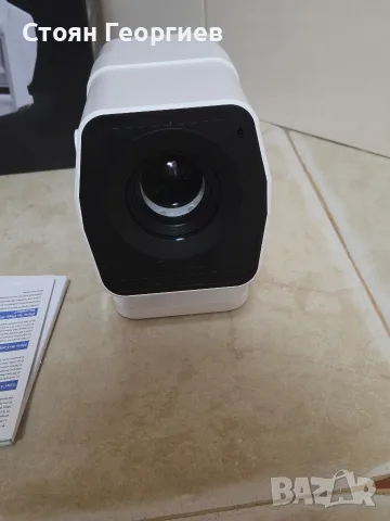 интелигентен домашен мултимедиен проектор (Smart Projector) PYIER WHALE TV, снимка 2 - Плейъри, домашно кино, прожектори - 55589785