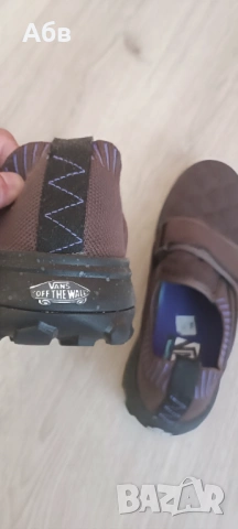 Спортни обувки VANS, снимка 12 - Спортни обувки - 54637348