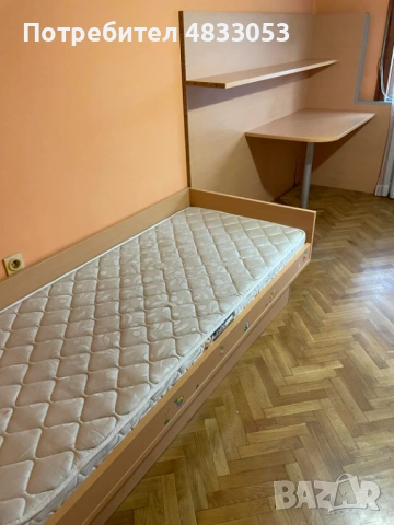 легло с матрак  и бюро