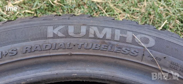 2бр всесезонни гуми 215/45R17. Kumho Solus. DOT 1025. 8 мм дълбочина на шарката. Като нови...., снимка 6 - Гуми и джанти - 55318024
