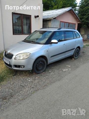 Продавам Skoda Fabia