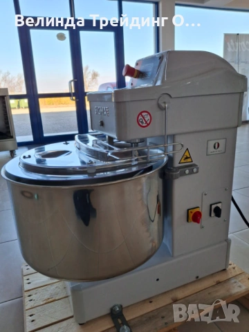 Спирален миксер SIGMA Tauro 40кг, с дигитално управление, снимка 2 - Друго търговско оборудване - 54132512