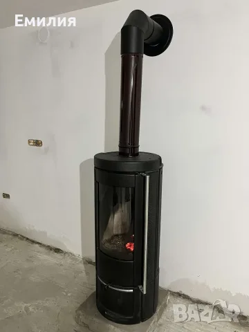 Продавам дизайнерска печка на дърва La Nordica, снимка 4 - Отоплителни печки - 55495295