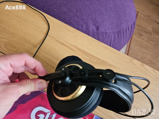 Продавам мониторни слушалки AKG 240, снимка 8 - Слушалки и портативни колонки - 55654228