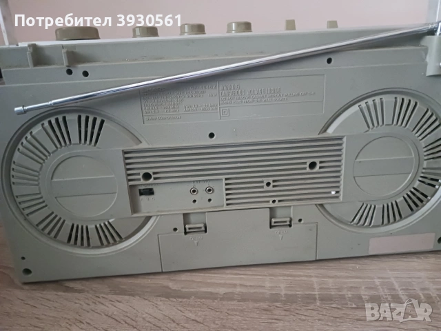 радиокасетофон sharp gf 4646, снимка 3 - Радиокасетофони, транзистори - 54193527