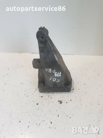 Конзола за закрепване на двигател 111 CDI дясна за Mercedes W639 Vito (2004-2009) A6462230204, снимка 3 - Части - 54077530