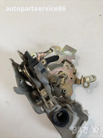 Заключващ механизъм за предна лява врата за Mercedes W140 S350Td (1994), снимка 2 - Части - 54156907