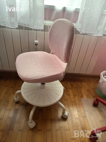 Продавам ученически стол ИКЕА, снимка 4 - Столове - 54774315