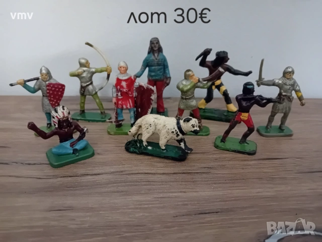 Соц играчки