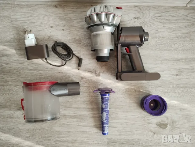 Прахосмукач Dyson V8 SV25  21.6v, снимка 8 - Прахосмукачки - 55621004
