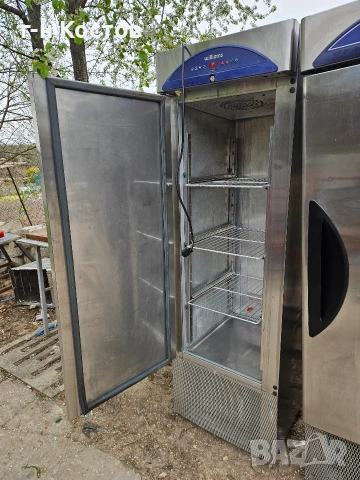 Хладилни Шкафове Вертикални Ми-носови и Плю-сови Неръждавейка-Юнокс-Алпака за ресторанти , снимка 5 - Обзавеждане на кухня - 54219787