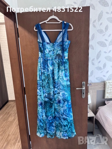 Рокля GUESS, снимка 3 - Рокли - 54596259