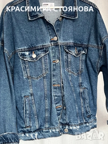 Дънково яке на Bershka, снимка 4 - Якета - 54287728