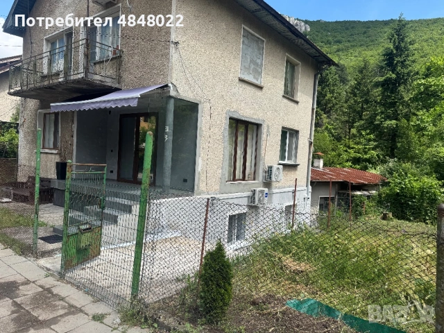 Самостоятелен етаж от къща, гр.Враца, кв.Кемера, снимка 16 - Етаж от къща - 54791038