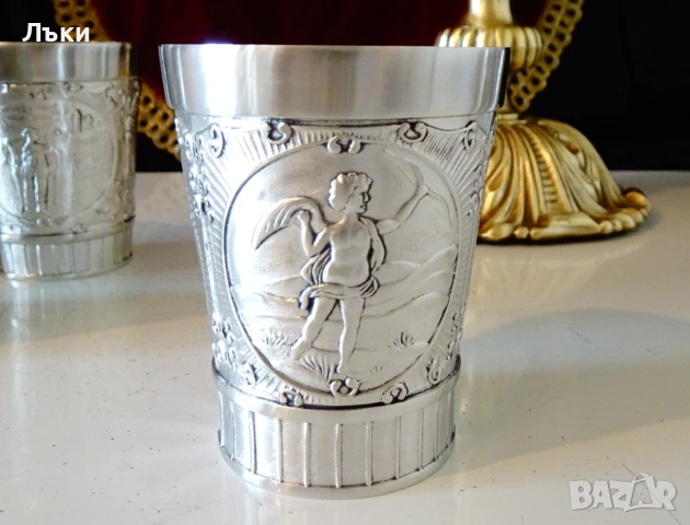 Калаени чаши за вино Ангел,Тръбач,Пушки. , снимка 5 - Антикварни и старинни предмети - 54305824