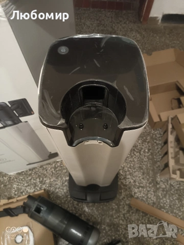 Безжична прахосмукачка roborock H60 Hub Ultra с докинг станция за автоматично изпразване , снимка 17 - Прахосмукачки - 54543534