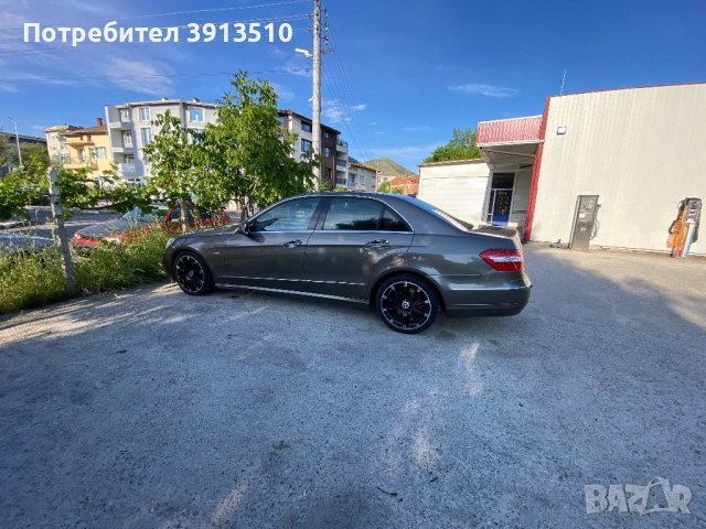 Mercedes E 2.2, снимка 11 - Автомобили и джипове - 54644254
