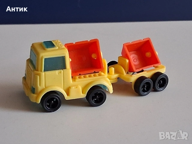 Стари Играчки Kinder , снимка 8 - Колекции - 55075918