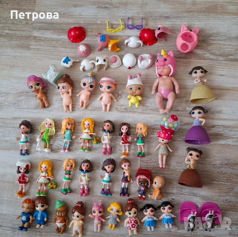 Колекция от малки куклички и аксесоари, снимка 2 - Фигурки - 54582587