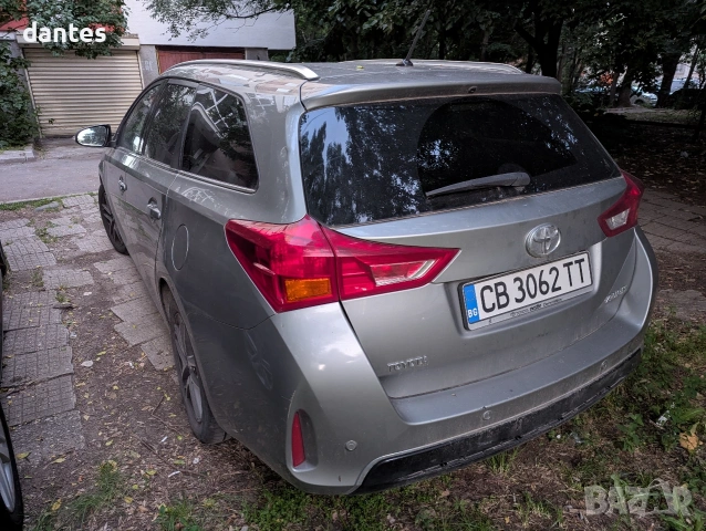 Toyota Auris Touring Sports 1.6 Benzin / 132 к.с. / Навигация /, снимка 6 - Автомобили и джипове - 55207635