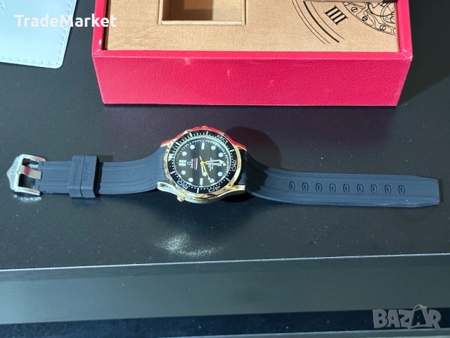 Нов Часовник Omega Seamaster Diver 300 42MM с кутия и документация, снимка 5 - Мъжки - 54381841