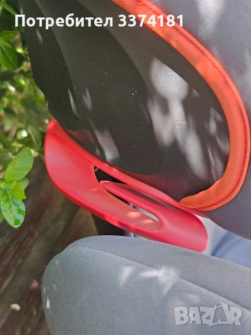 Два броя детски столчета за автомобил Cybex Solution B-fix, снимка 2 - Столчета за кола и колело - 54241970