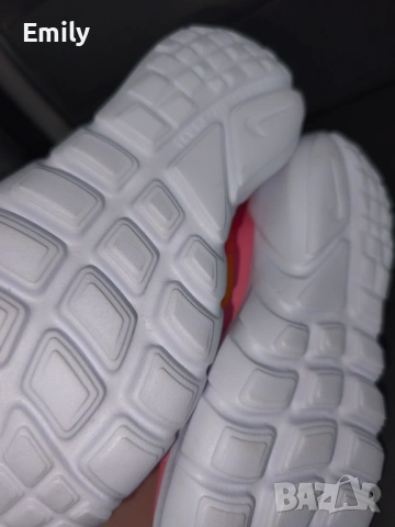 Nike, снимка 4 - Детски маратонки - 53890908