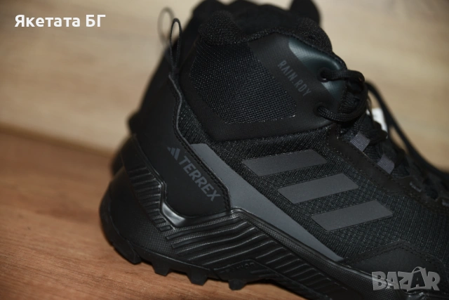 Adidas Terrex Нови оригинални обувки, размер 42, снимка 3 - Маратонки - 54721396