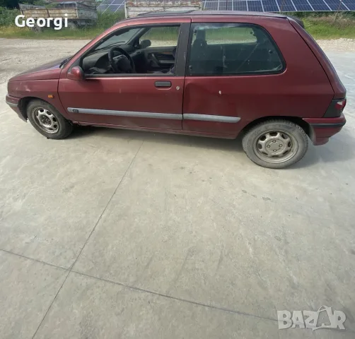 Renault Clio 1.4 бензин Продава се само на части със здрав мотор и скоростна кутия с бракуван талон, снимка 5 - Автомобили и джипове - 55413267
