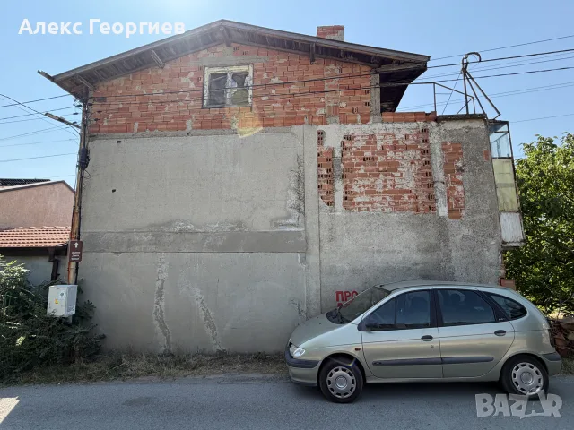 Продавам къща с двор в град Сливен, снимка 2 - Къщи - 55546220