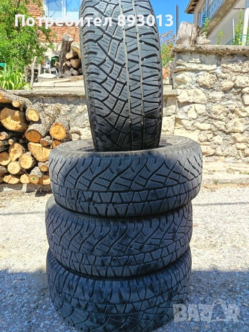 Гума MICHELIN LATITUDE CROSS 235/60 R16