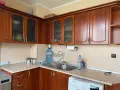 Кухня с дървени врати , снимка 2