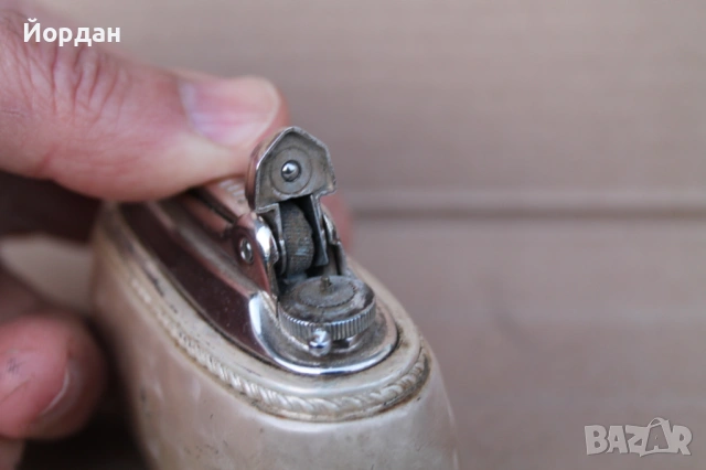 Бензинова запалка ''Ronson'', снимка 8 - Запалки - 54056644