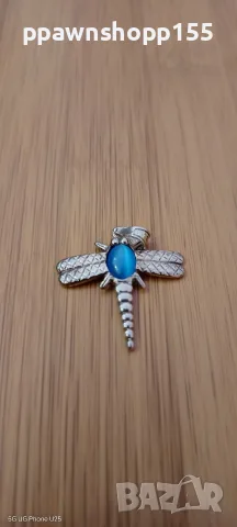 Висулка водно конче с декоративен син камък – 2,45 г