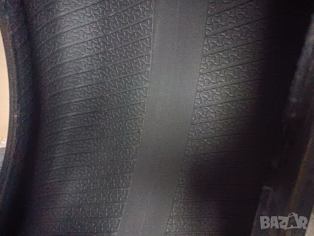 Летни гуми 225/45/17, снимка 2 - Гуми и джанти - 54163011
