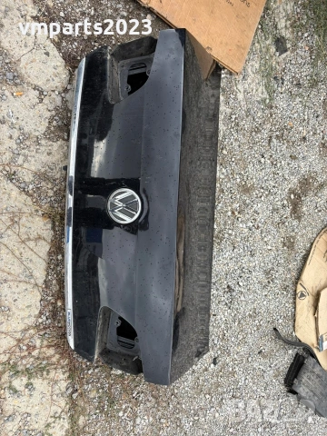 заден капак багажник VW Passat B7 черен, снимка 2 - Части - 54601843
