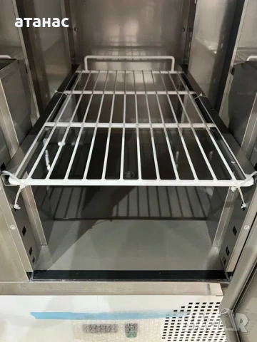 Хладилна маса с 3 врати.Немска, снимка 6 - Обзавеждане на кухня - 54292174