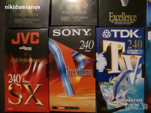 Продавам VHS видеокасети като нови, снимка 2 - Плейъри, домашно кино, прожектори - 55382923