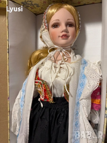 Порцеланова кукла в Полски стил