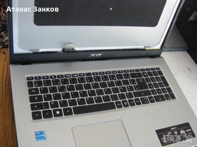 Работещ лаптоп за части Acer Aspire 3 ( A317-53 )