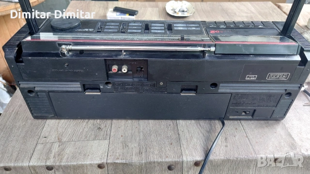 Hitachi 3d2e.радио касетофон., снимка 3 - Радиокасетофони, транзистори - 55259781