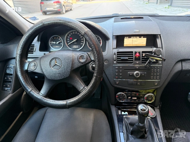 Mercedes C 180, снимка 8 - Автомобили и джипове - 54692179